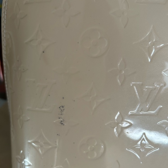 Authentic Louis Vuitton Alma Vernis Gm - Picture 3 of 16